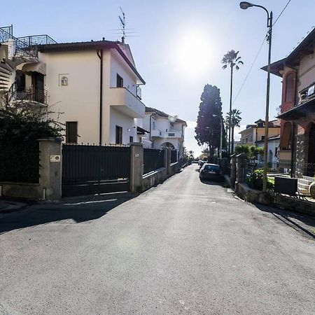 Grazioso Appartamentino A Due Passi Dalla Pista Ciclabile Con Giardino E Garage Sanremo Exterior photo